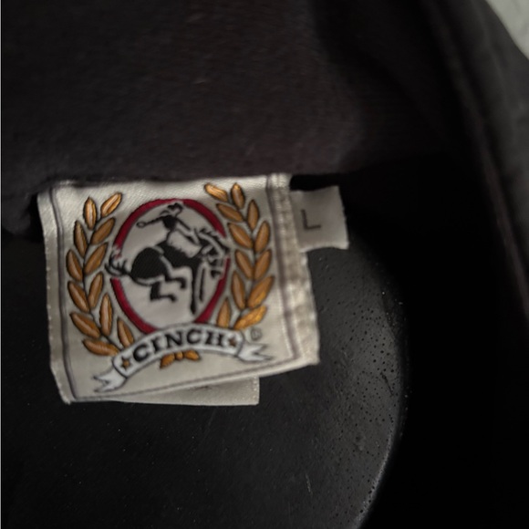 Cinch Men's Black Jacket with Gold Logo Vertical Chest Embroidery - Picture 6 of 6